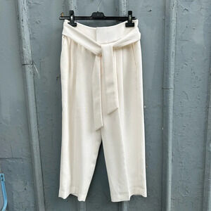 Club Monaco  Belted Crop Pants, size 4